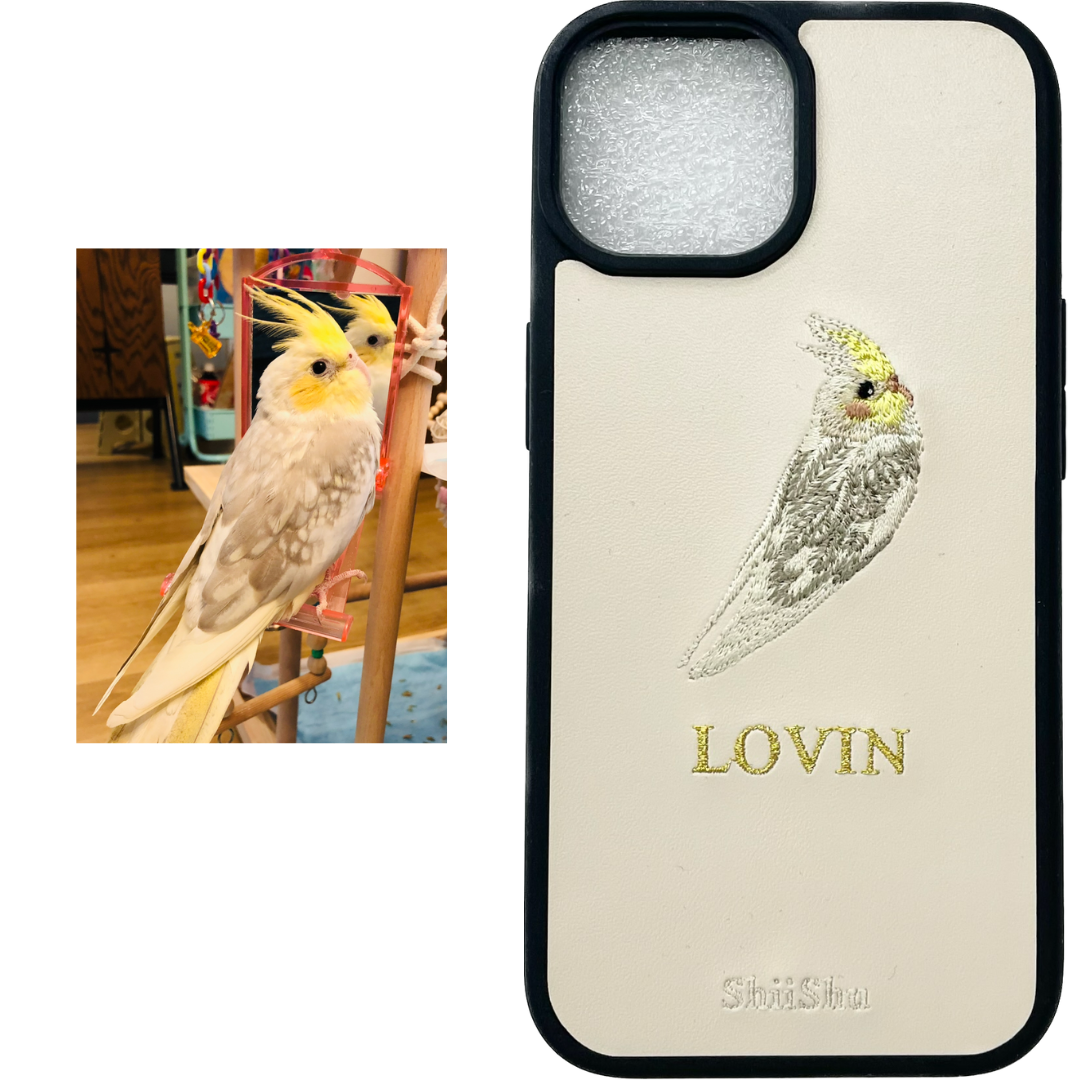 ＜ORDER作品＞刺繍スマホケース【オカメインコ（LOVIN） - リアル調】ShiiShu（シーシュ）｜iPhoneケース、手帳型対応