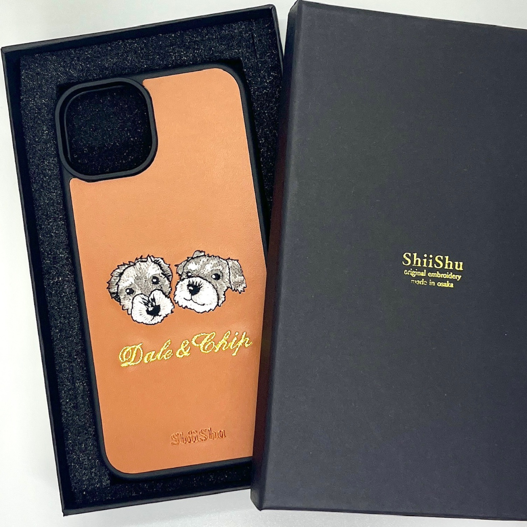 ＜ORDER WORK＞ Embroidered smartphone case [Miniature Schnauzer (Dale &amp; Chip) - Illustrated] ShiiShu | iPhone case, notebook style compatible