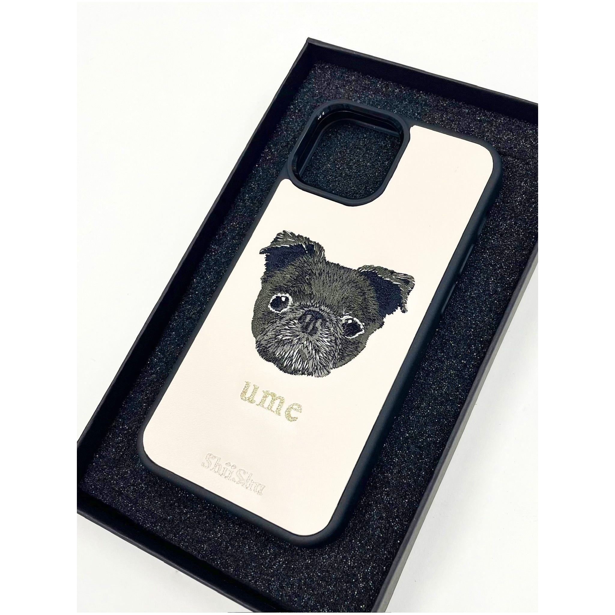 ＜ORDER WORK＞ Embroidered smartphone case [Black Pug (ume) - Realistic] ShiiShu | iPhone case, notebook style compatible