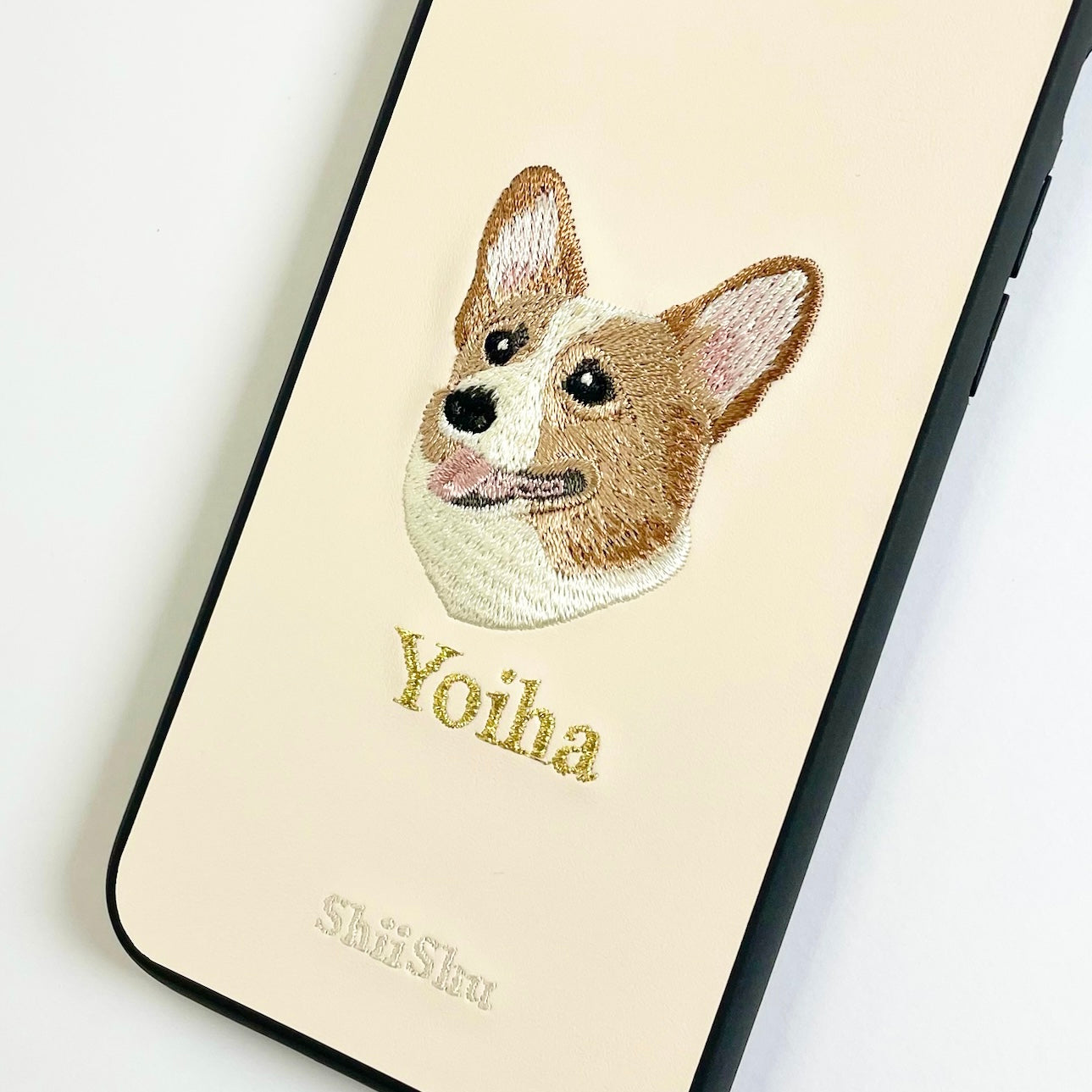 &lt;ORDER work&gt; Étui pour smartphone brodé [Corgi (Yoiha) - Style réaliste] Étui iPhone ShiiShu, compatible type ordinateur portable