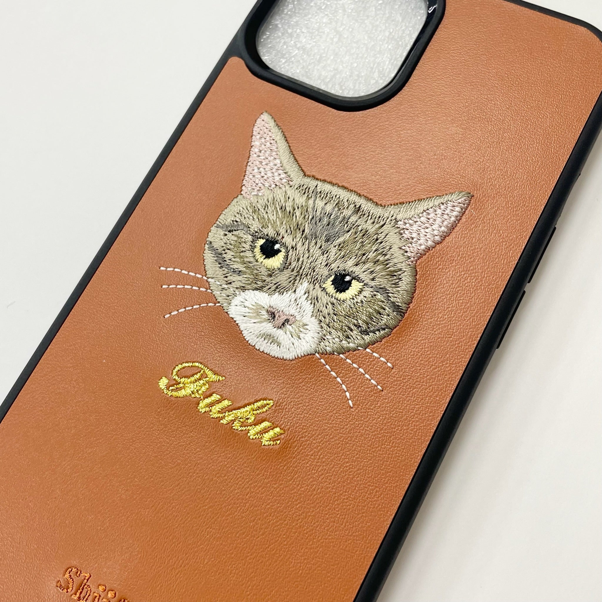 ＜ORDER WORK＞ Embroidered smartphone case [Cat (Fuku) - Realistic] ShiiShu | iPhone case, notebook style compatible